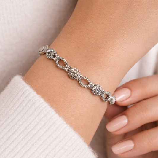 Exquisite 18K White Gold Diamond Bracelet