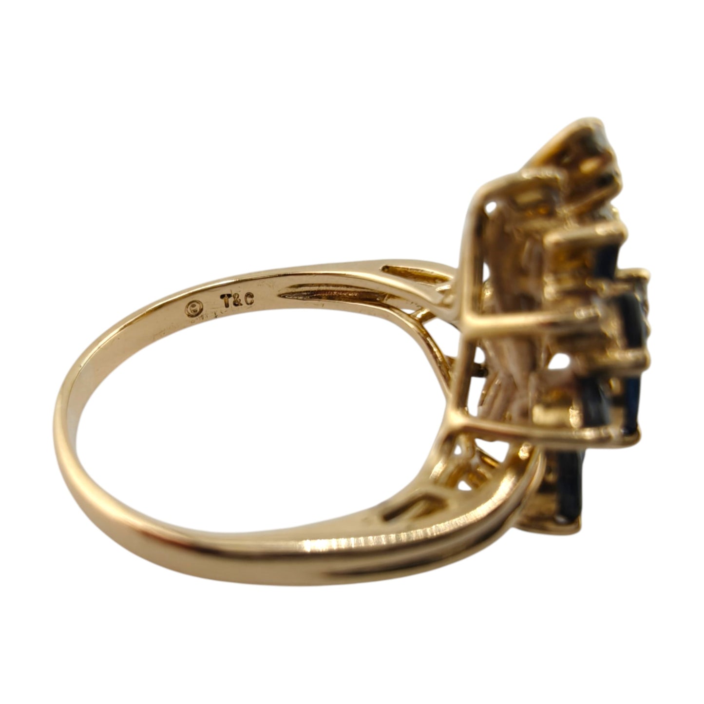 Exquisite 14k Gold Sapphire and Diamond Ring