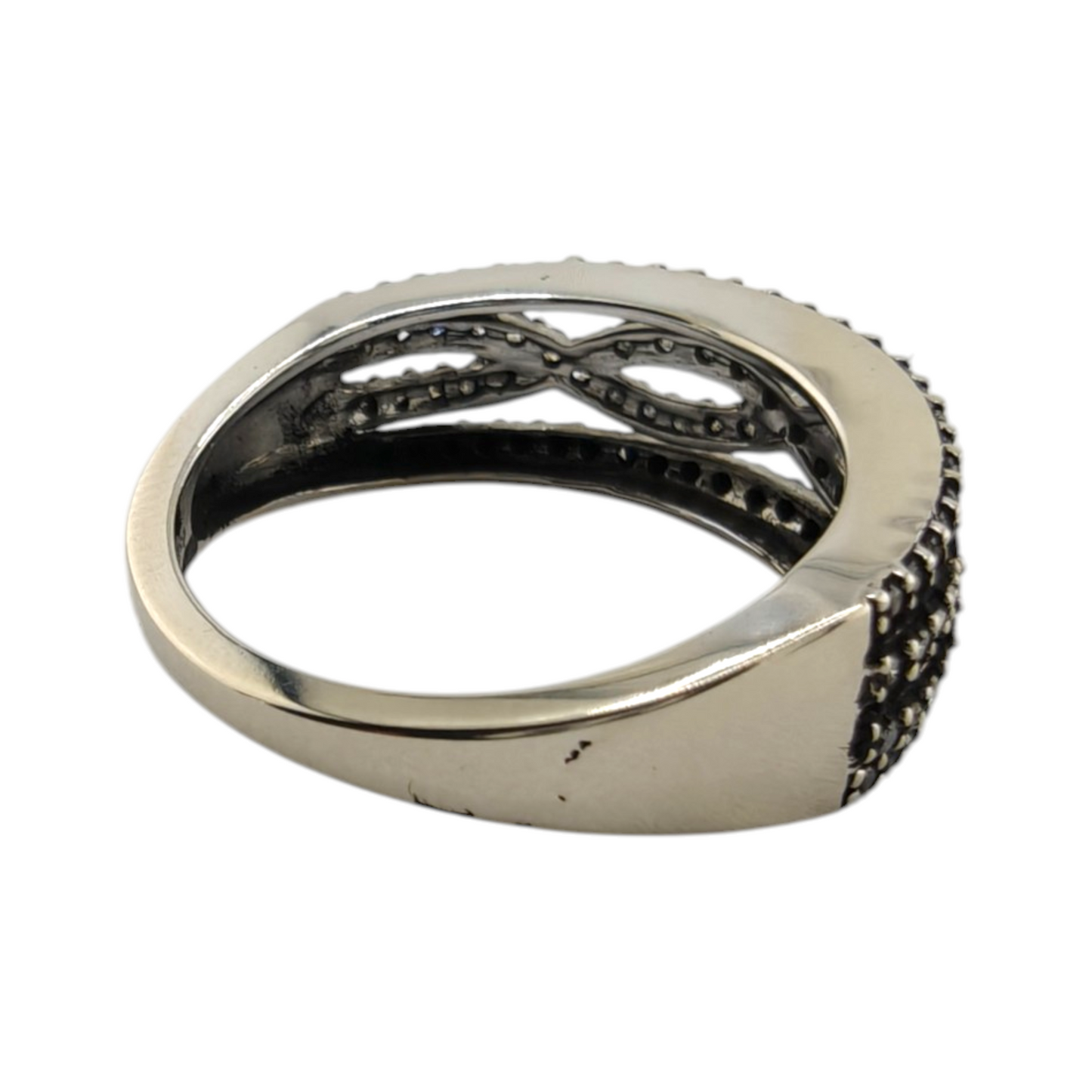 Vintage White Gold Diamond Ring