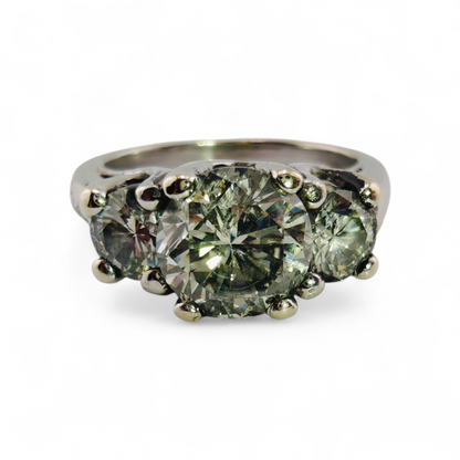 14k White Gold Three-Stone Diamond Ring