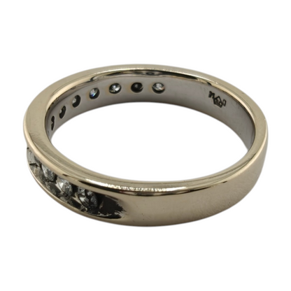 18k White Gold Diamond Band Ring
