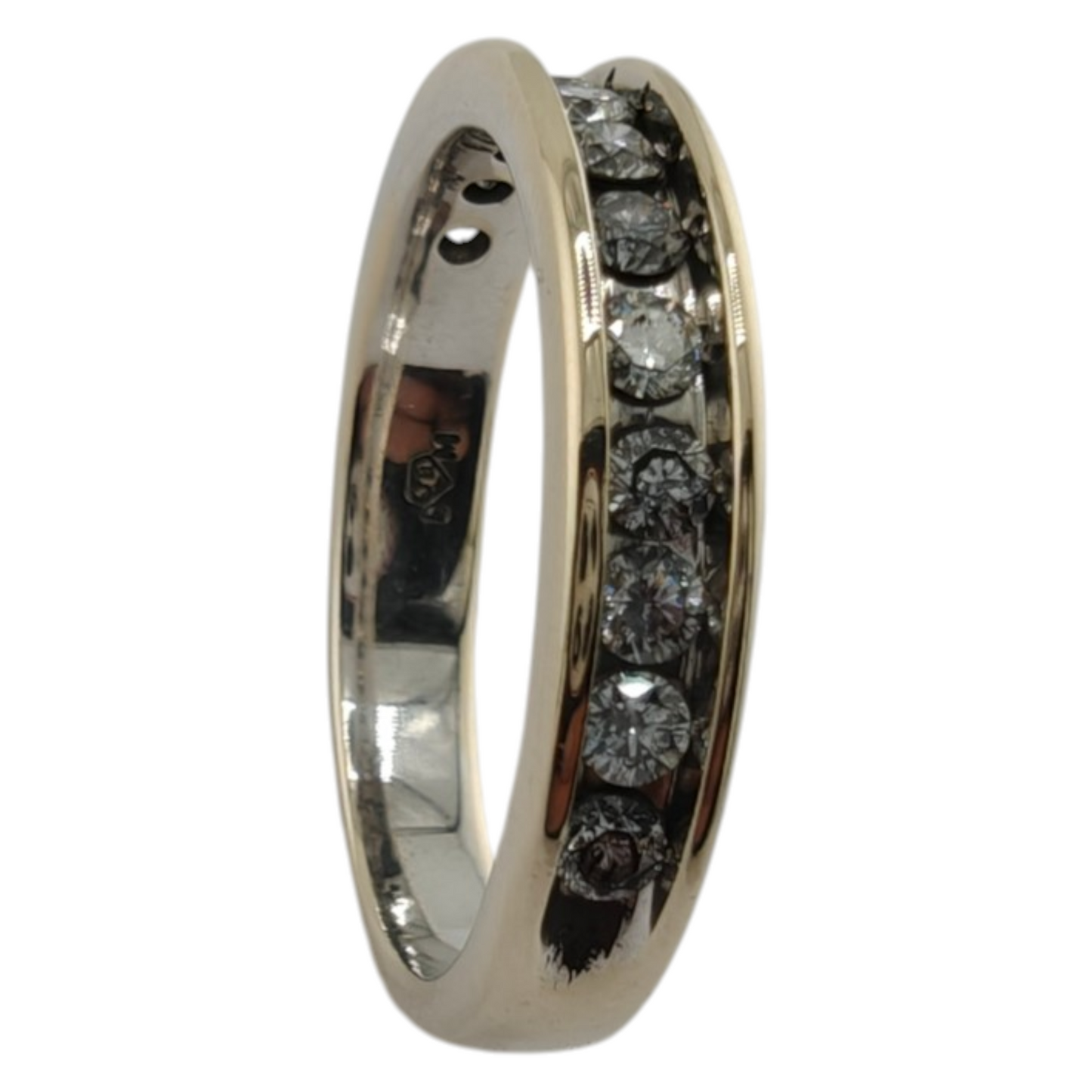 18k White Gold Diamond Band Ring