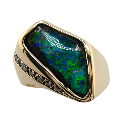 Vintage 14k Gold Opal Diamond Ring