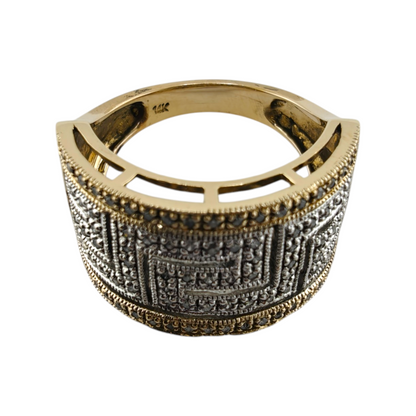 Vintage-Inspired Two-Tone Diamond Ring