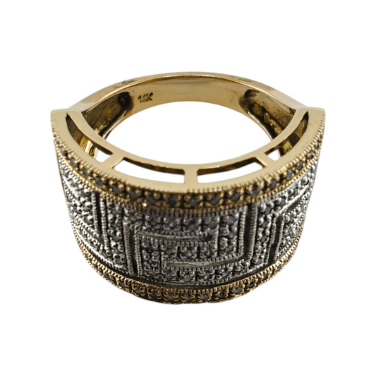 Vintage-Inspired Two-Tone Diamond Ring