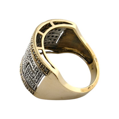 Vintage-Inspired Two-Tone Diamond Ring