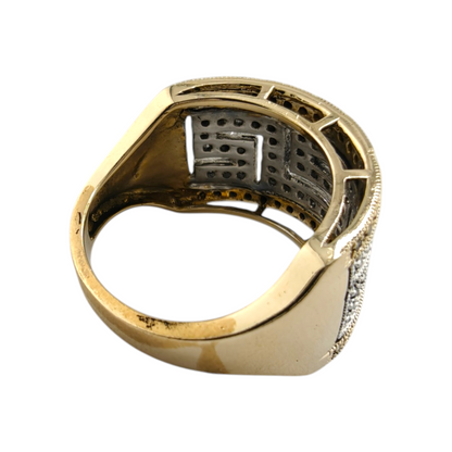 Vintage-Inspired Two-Tone Diamond Ring