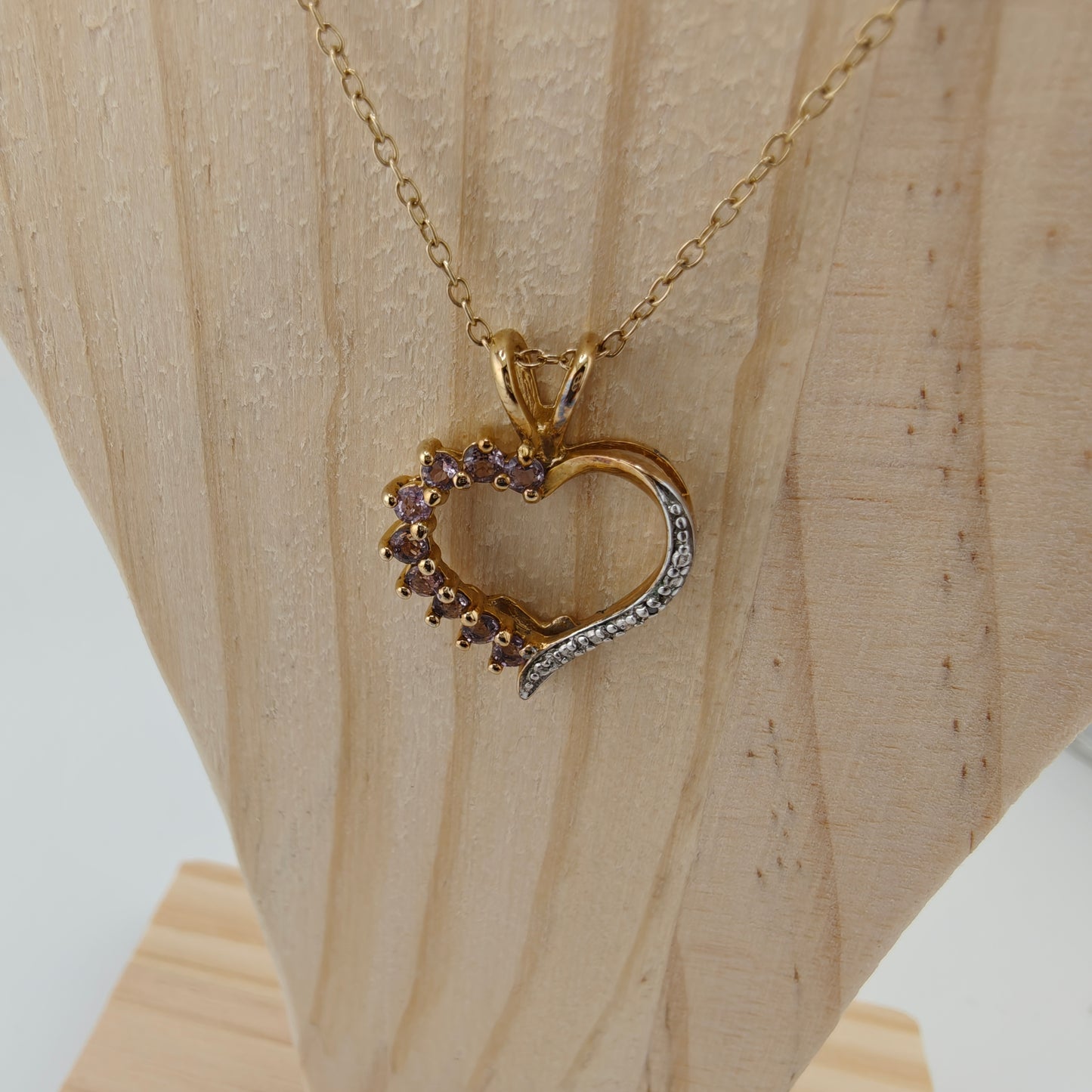 Elegant Heart Silver Necklace with Diamonds